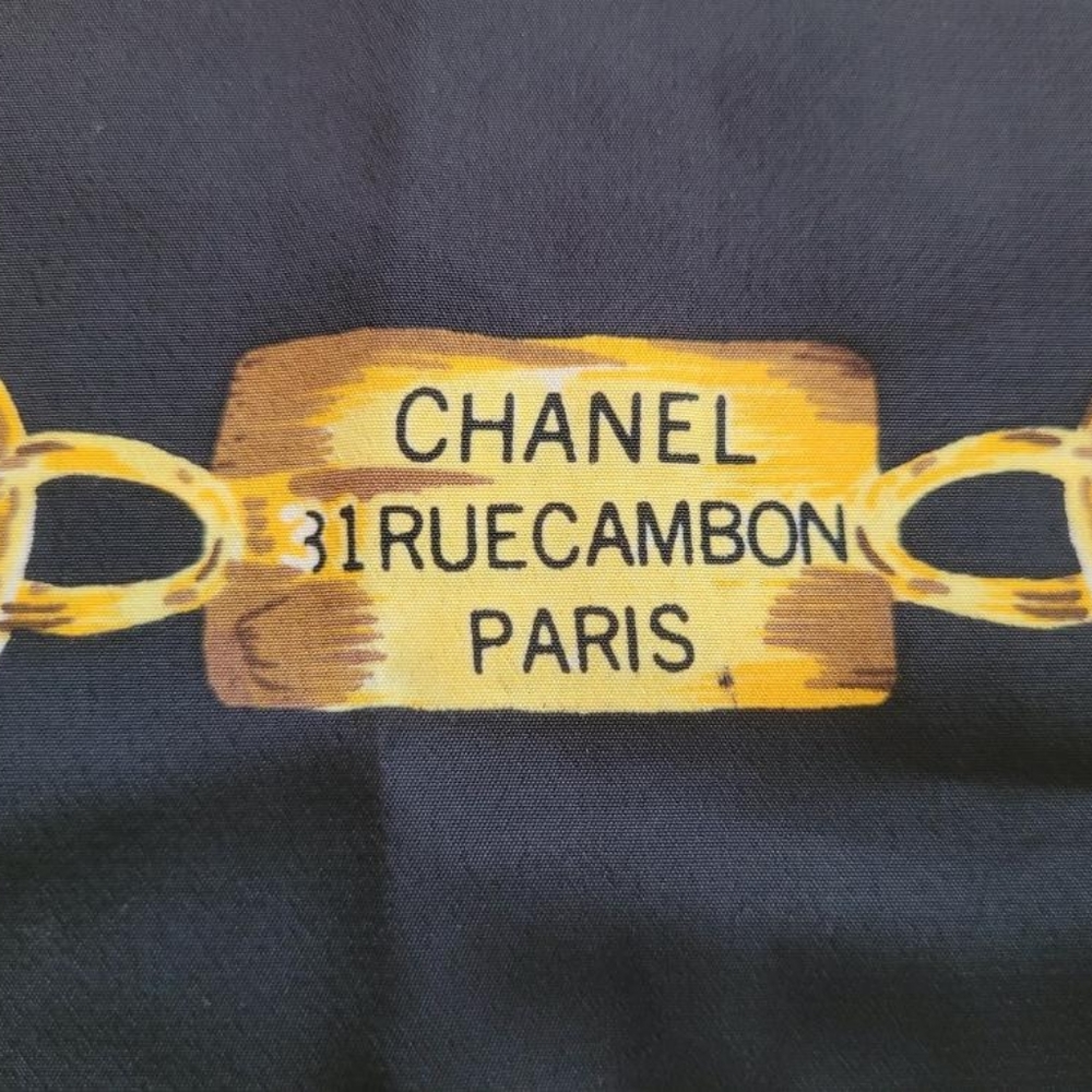 Chanel BLACK silk scarf - Picture 2 of 2